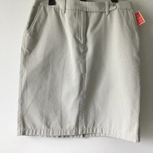 Skirt 14 Beige NWT Isaac Mizrahi